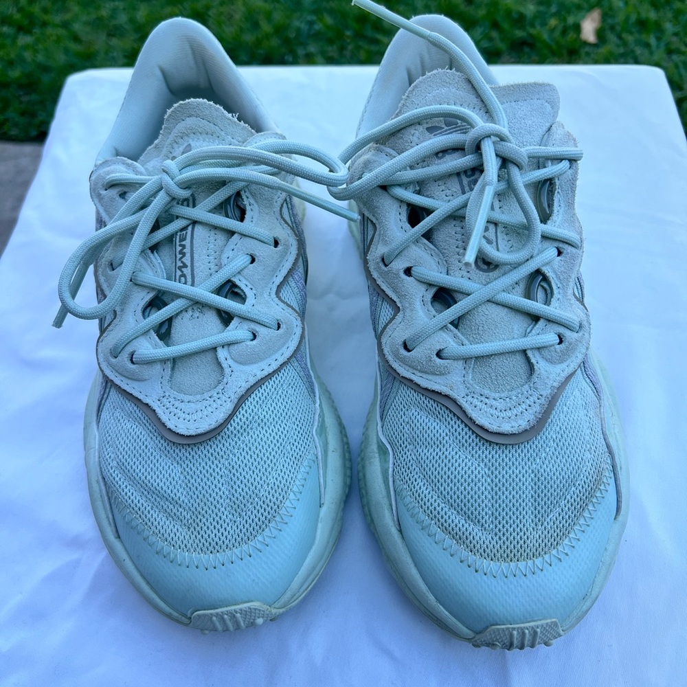 Light green Sneakers